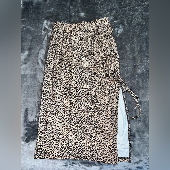 Cheetah Drawstring Ruched Skirt - Picture 2 of 5